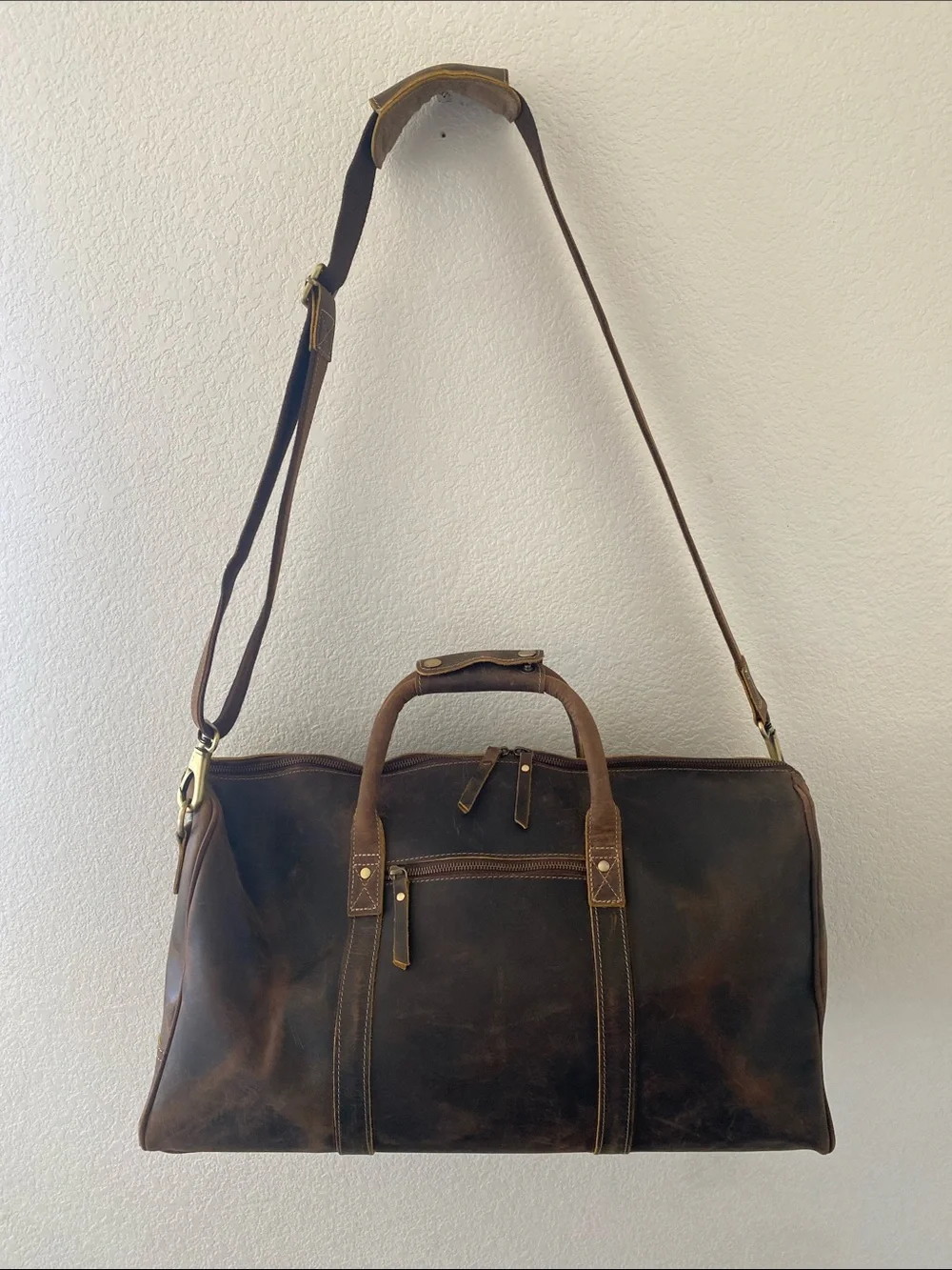KOMALC Genuine Leather Weekender Duffel Bag Brown 20.5” x 10” x 6.5” NWOT
